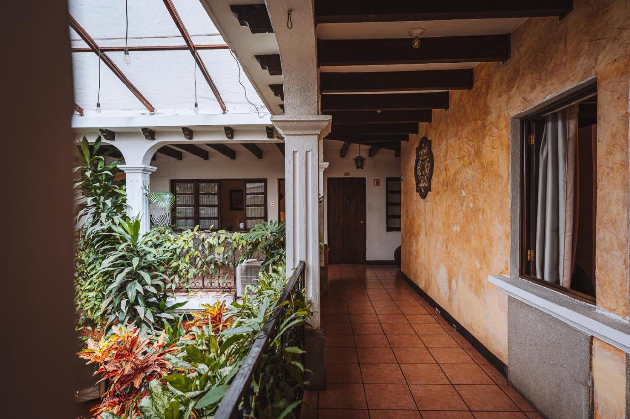 אנטיגואה גואטמלה El Carmen Hotel מראה חיצוני תמונה